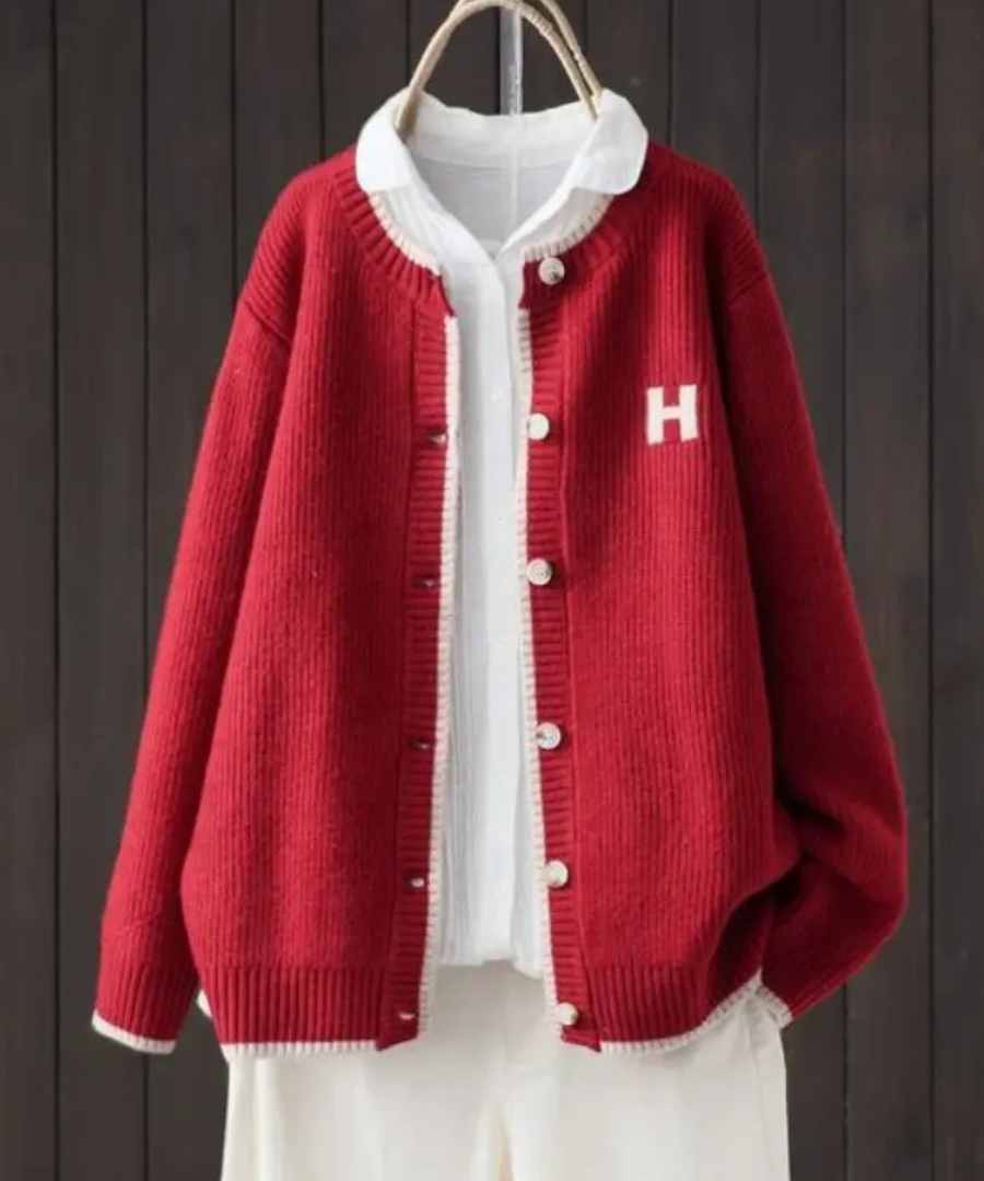 Helena - Classic Cardigan