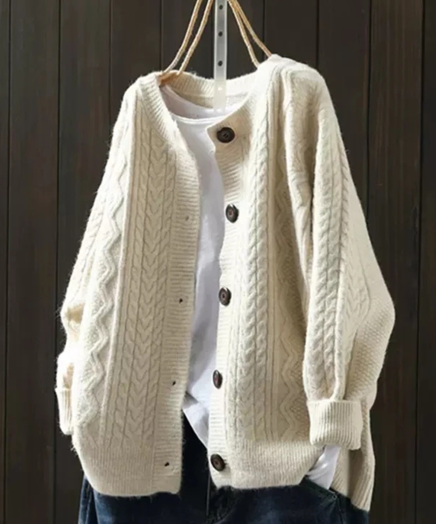 Lorença - Knitted Cable Cardigan