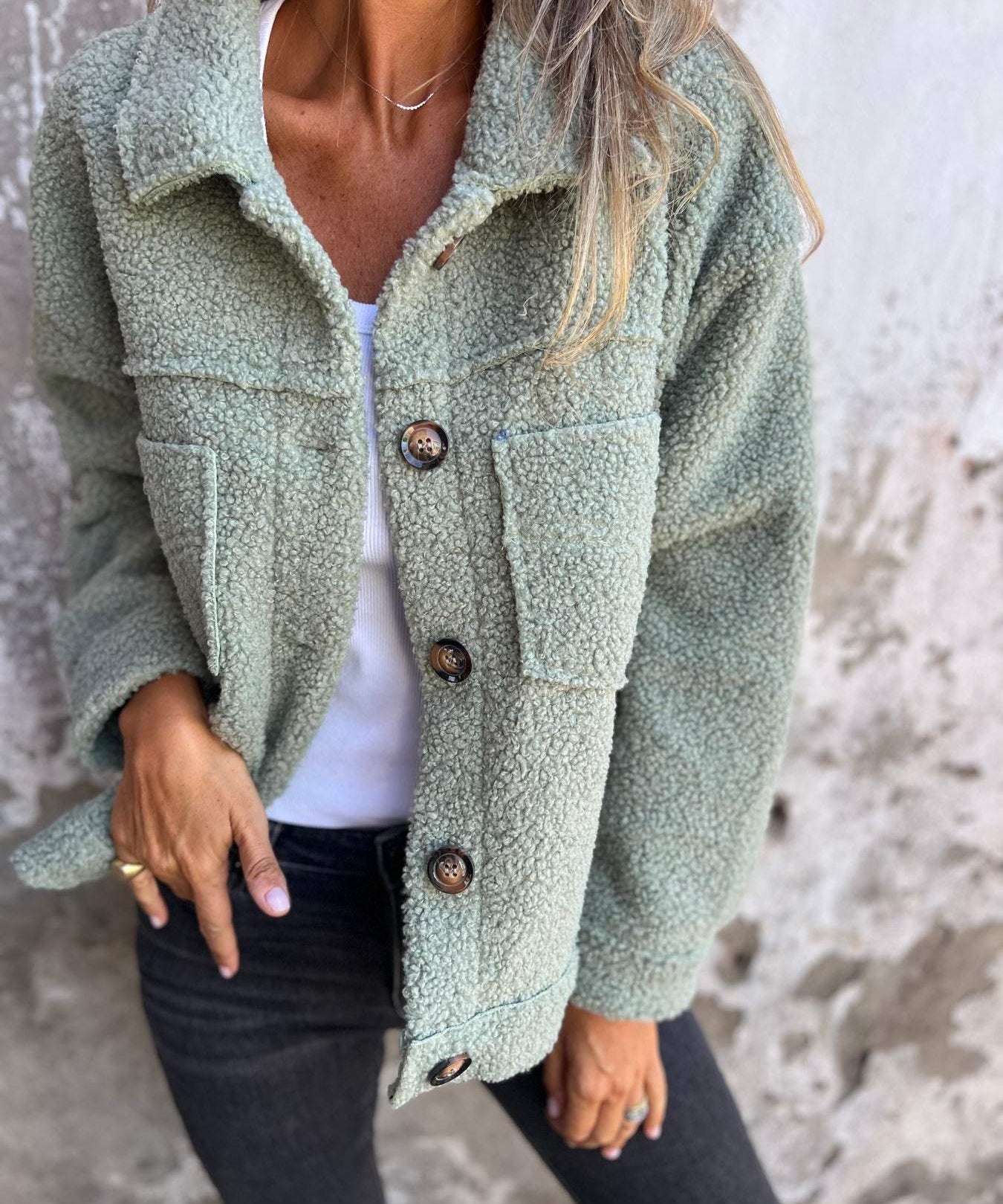 Mia - Cosy and Elegant Coat