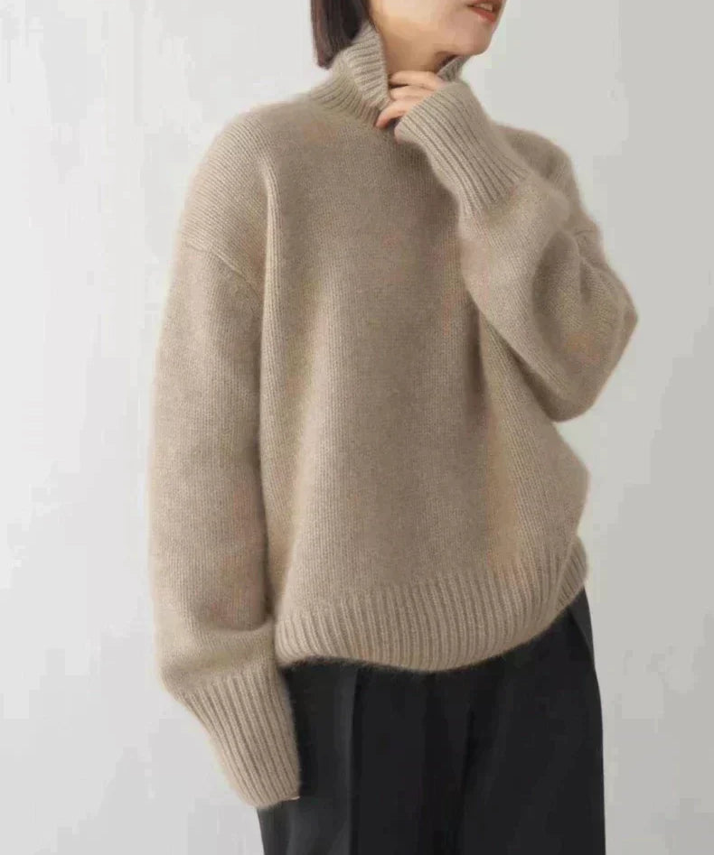 Gabriela | Cashmere Roll Neck