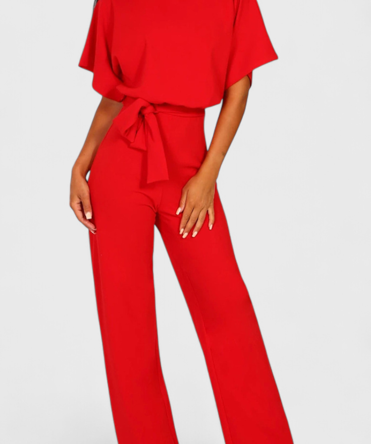 Evie Mono Chic with Fluid Silhouette
