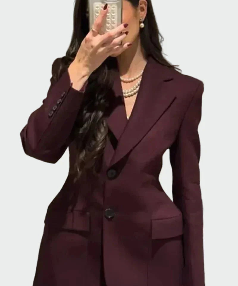 Blazer with Impressive Line